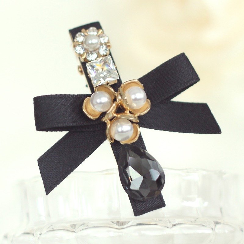 Teardrop Crystal with Pearls Hair Clip - Hair Accessories - Silk Black