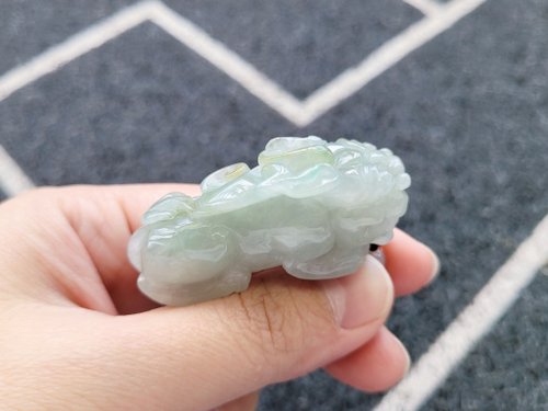 螺絲帽帽工作室 【親翠】天然翡翠 冰綠底飄冰絲黃 茶綠 果綠虎背貔貅調整式繩鏈