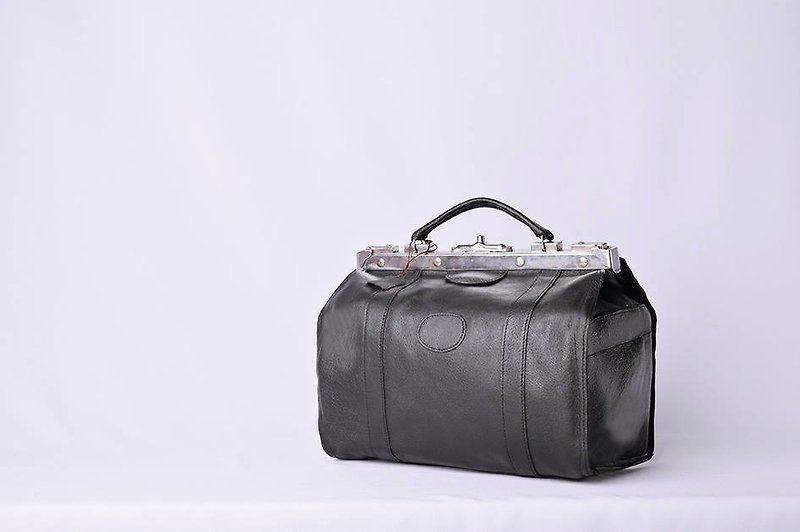 Vintage gold handbags antique bags - Handbags & Totes - Genuine Leather Black