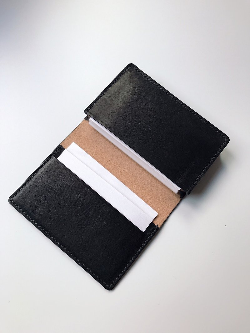 Leather Hand-made Card Holder - ที่เก็บนามบัตร - หนังแท้ สีดำ