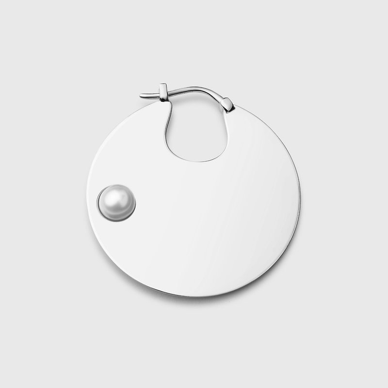 Echo Freshwater Pearl Silver Earring Single - ต่างหู - เงินแท้ สีเงิน