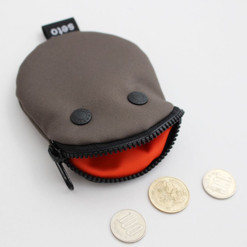 seto / creature bag / card case / coin case / Bean / Khaki - กระเป๋าใส่เหรียญ - เส้นใยสังเคราะห์ สีกากี