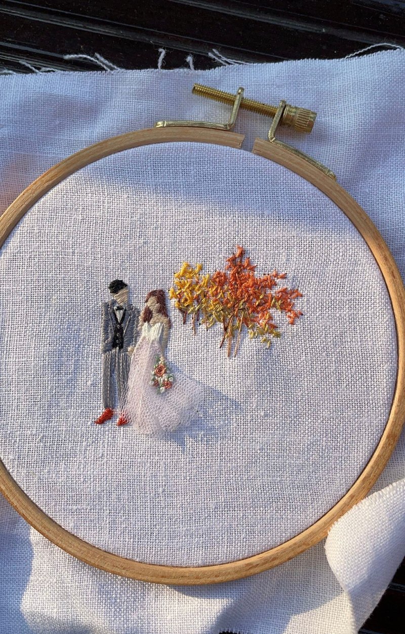 Custom Made Hand Embroidery - Your Special Moment - - ของวางตกแต่ง - งานปัก หลากหลายสี