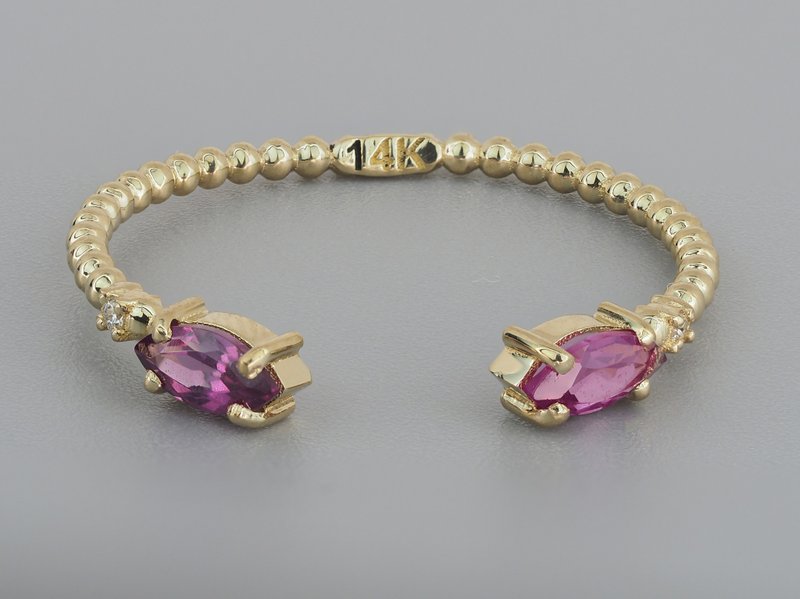 14k Gold ring with garnets and diamonds - 戒指 - 貴金屬 金色