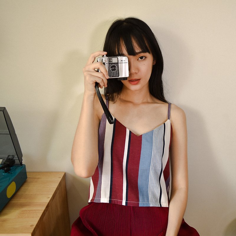 RED BLUE STRIPE PRINT SPAGHETTI STRAP CROP TOP - Women's Tops - Other Materials Multicolor