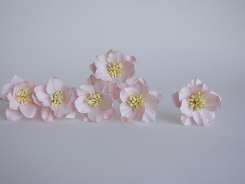 Paper flower, 25 pieces, size 3.5 cm. DIY artificial flower supplies pink color. - 其他 - 紙 粉紅色