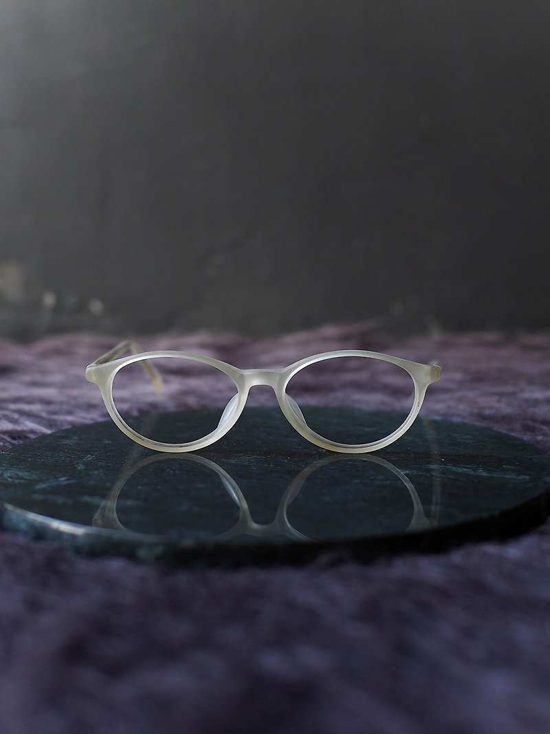 River Mountain-Osaka transparent yellow matte frosted rock girl gold wire carved mirror oval frame glasses/glasses - Glasses & Frames - Plastic Yellow