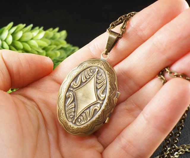 ラピスラズリ ロケット ネックレス ウルトラマリン ブルー