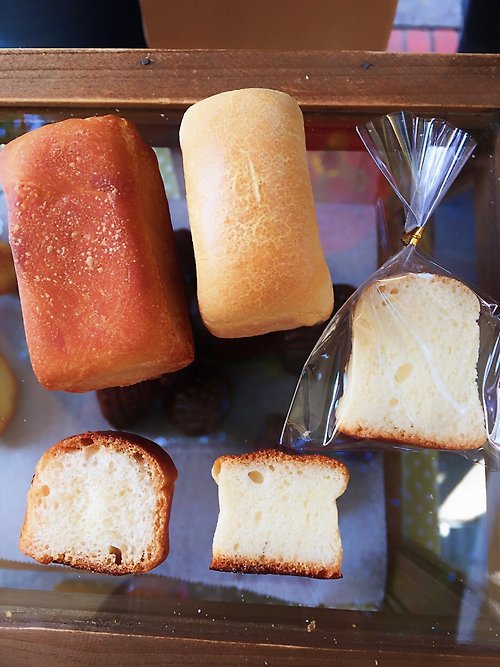 玩玩，小食パン 袖珍麵包磁鐵 – 山形厚片白吐司