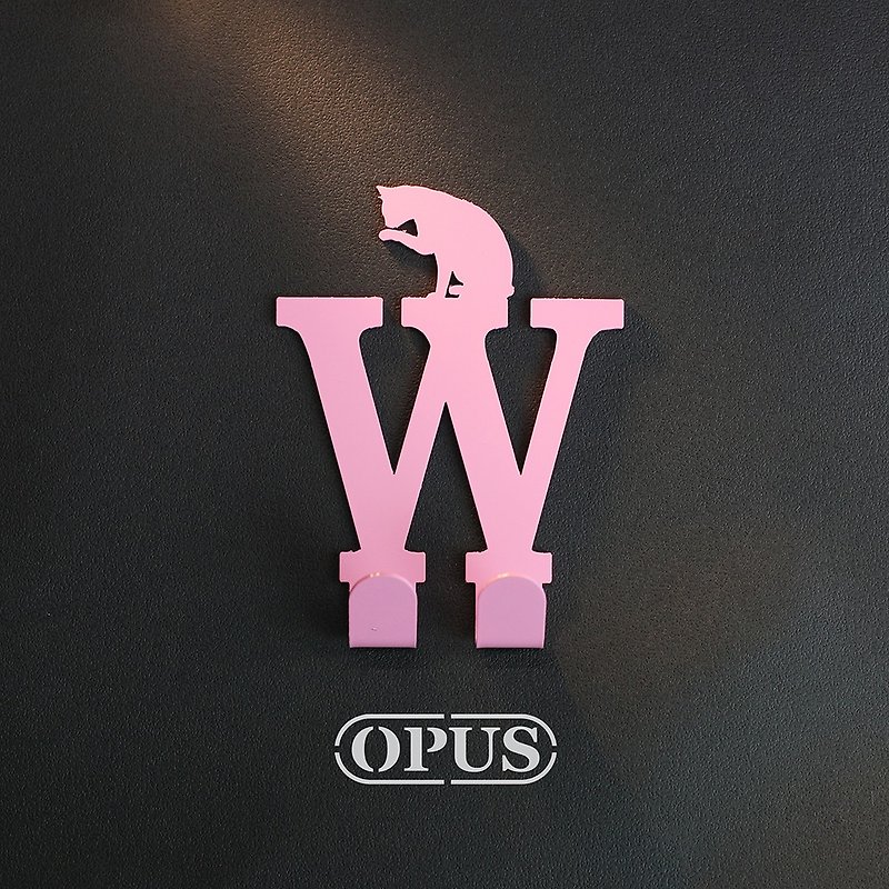 【OPUS Dongqi Metal Works】When the cat meets the letter W - Hook (Pink) HO-ca10-W(P) - Items for Display - Other Metals Pink