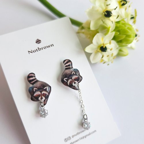 Nutbrown 栗色 動物系列-浣熊 鋯石耳環/耳夾
