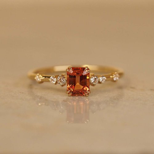 Kelimeraki Jewellery Orange Sapphire Emerald Ring | 橙色藍寶石戒指 | 18K 黃金