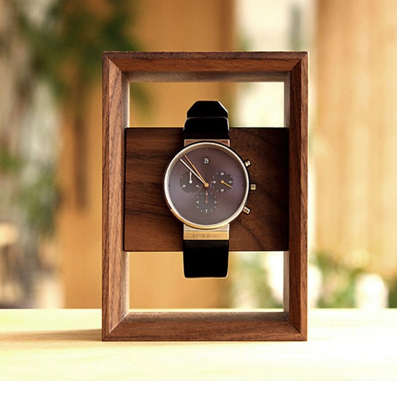 [Pre-Order] Log Square Watch Stand - อื่นๆ - ไม้ สีนำ้ตาล