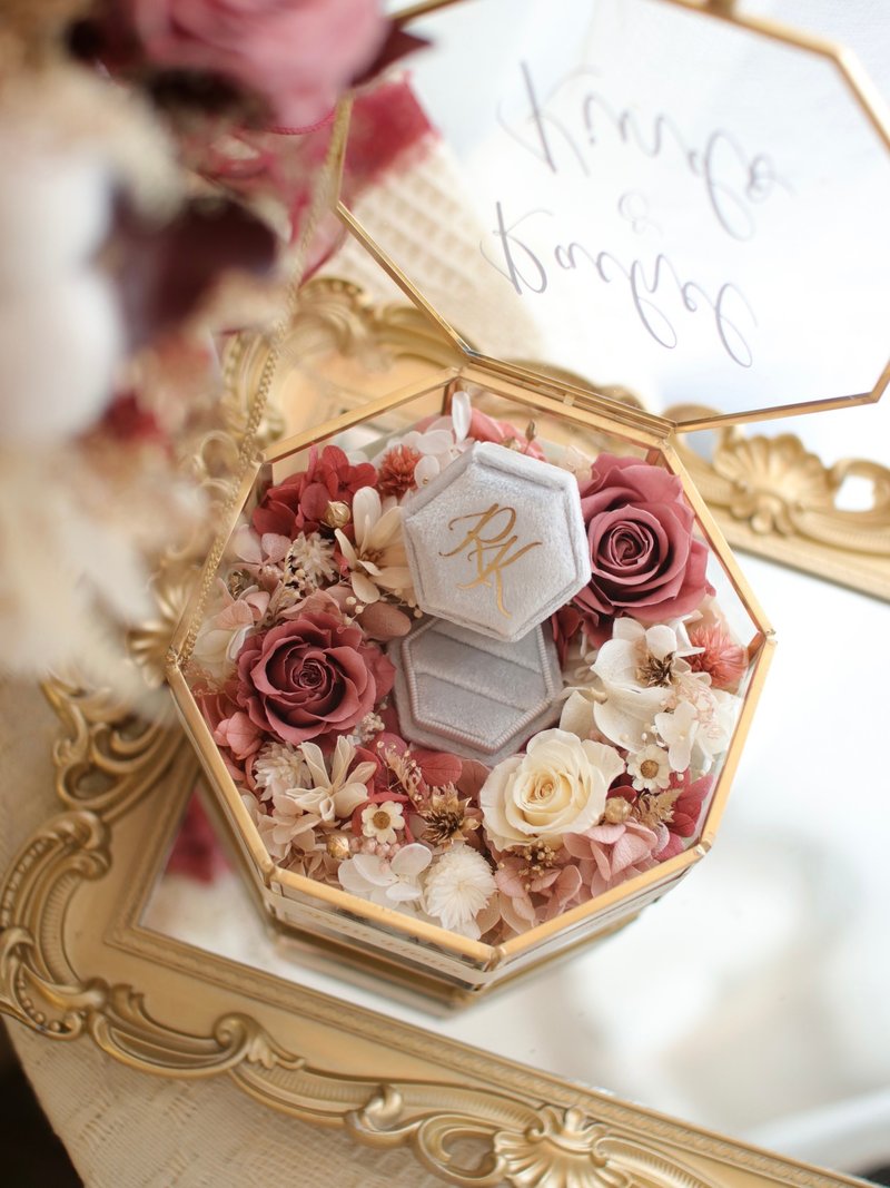 [Wedding Gift] Wedding Ring Box Proposal Ring Box Hot Stamping Name Indestructible Flower Box - Items for Display - Other Materials Red