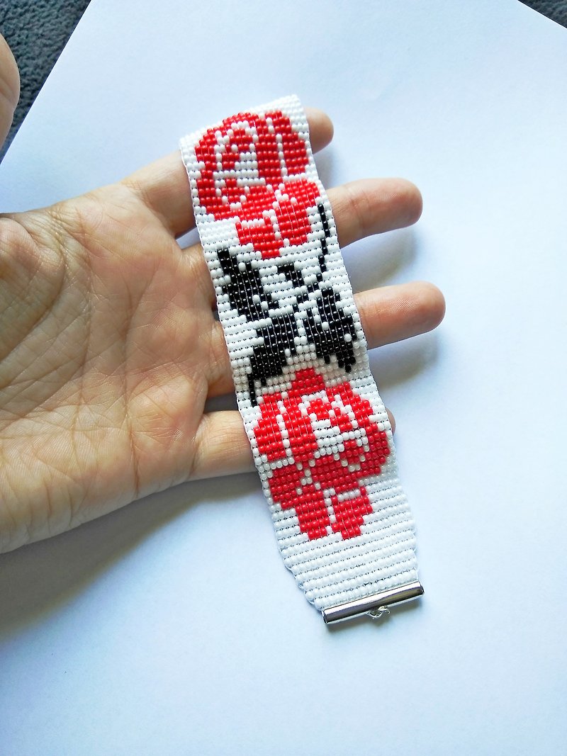 Red roses black flowers white beads bracelets handmade jewelry gift woman - Bracelets - Glass Red