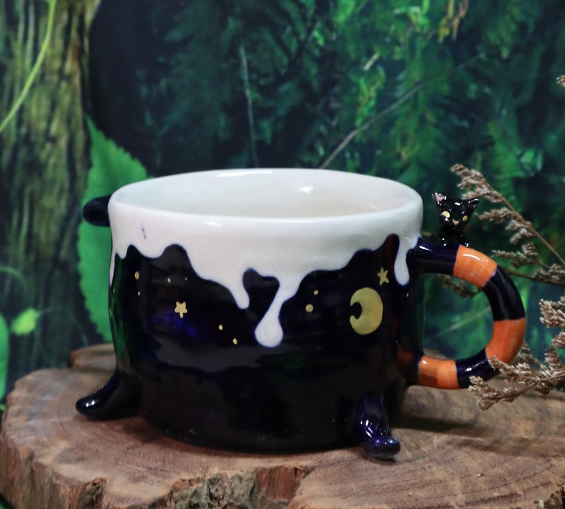 Halloween Mugapot - Mugs - Pottery Multicolor