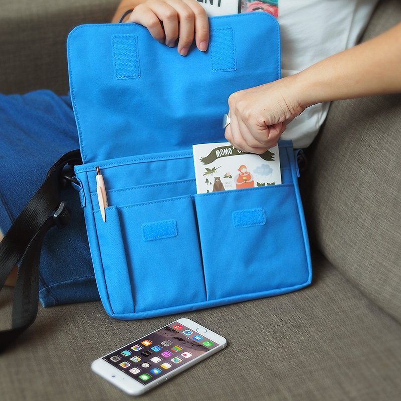 LUSH | Portable 8" Tablet PC Bag - Messenger Bags & Sling Bags - Paper Blue