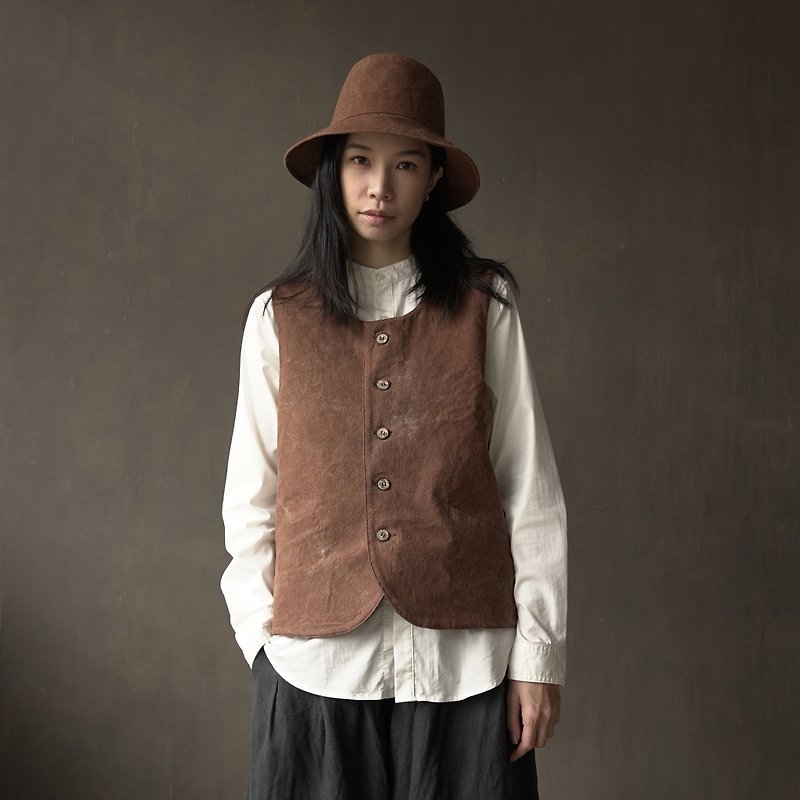 Yak wool/persimmon dyed cloth・reversible vest‧round neck‧brown - อื่นๆ - วัสดุอื่นๆ สีนำ้ตาล