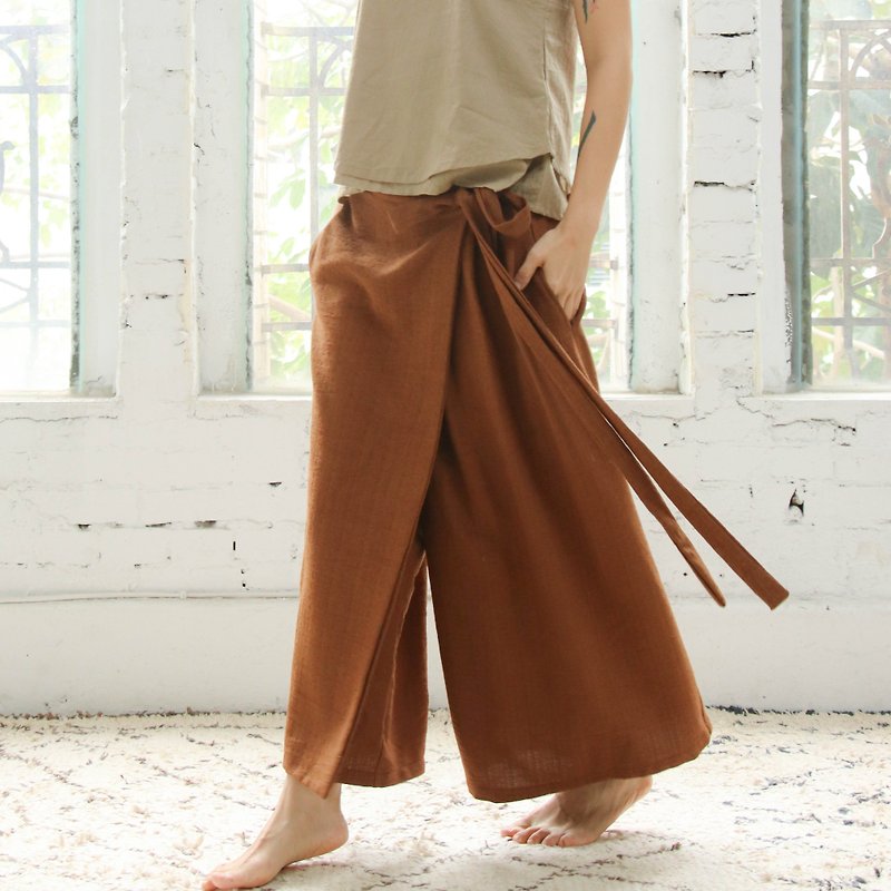 OMAKE front panel side tie trousers/bamboo pattern caramel - Women's Pants - Cotton & Hemp Brown