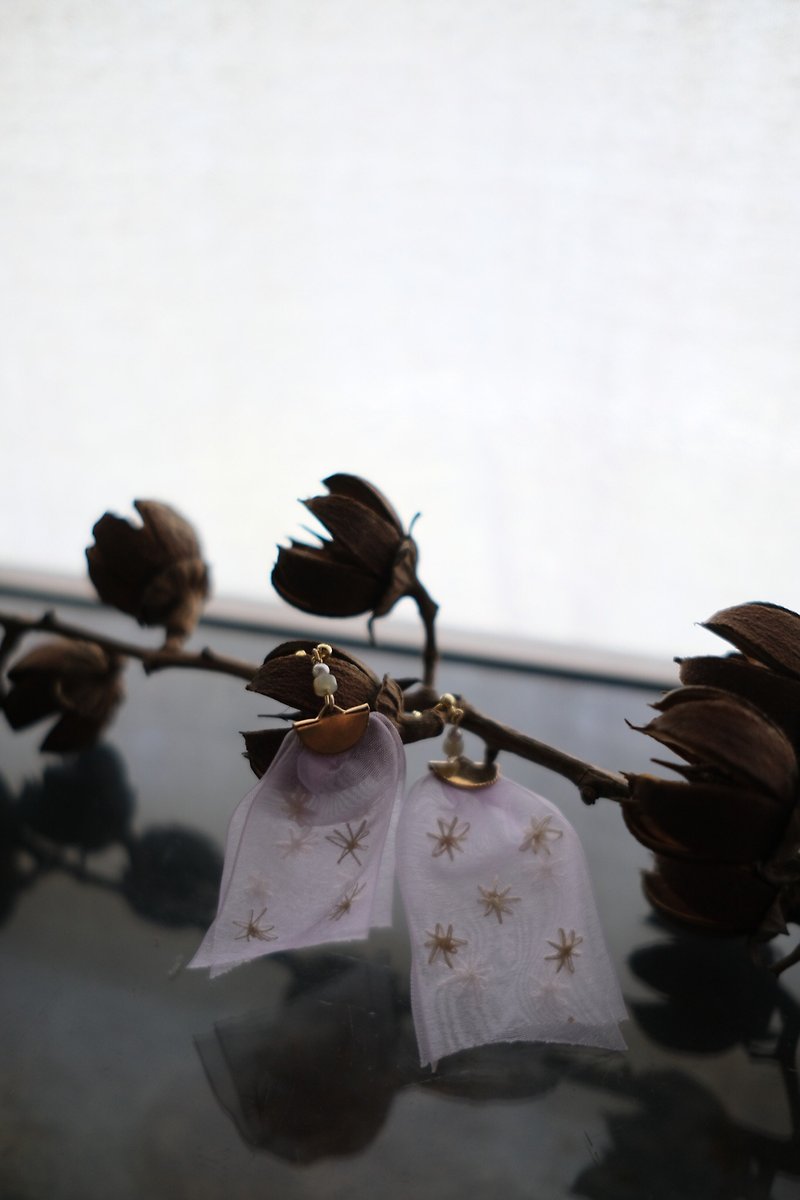 Violet  Herbier 木直 小紫2nd 手刺繡 紗緞 耳環 - 耳環/耳夾 - 繡線 多色