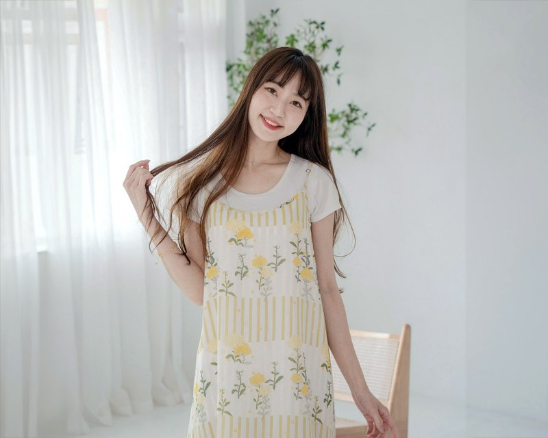 [Chiba, Japan] Exaggerated fishtail skirt, spaghetti strap dress, long dress, Kominato Hiyori Rapeseed - One Piece Dresses - Cotton & Hemp Yellow