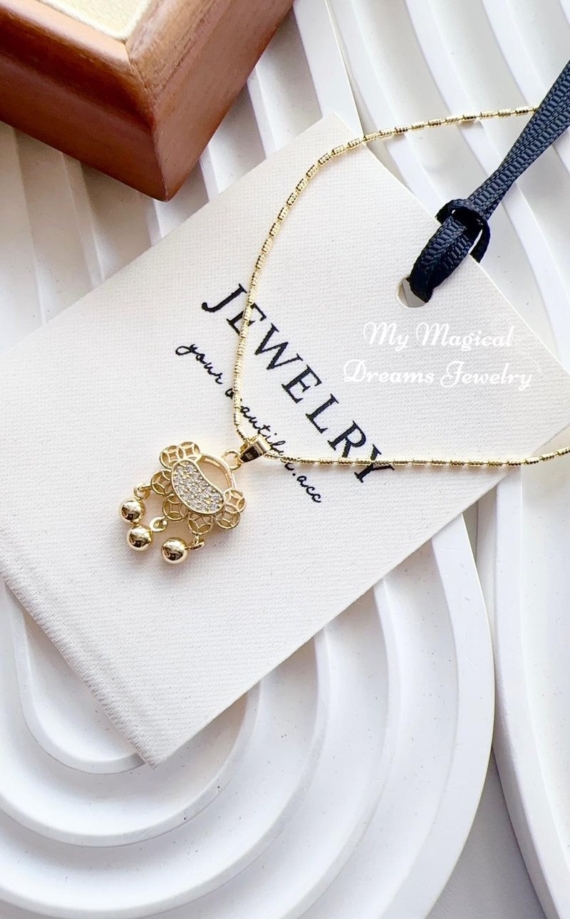 Ruyi Safe Lock Pendant Gold Necklace - 項鍊 - 其他材質 金色