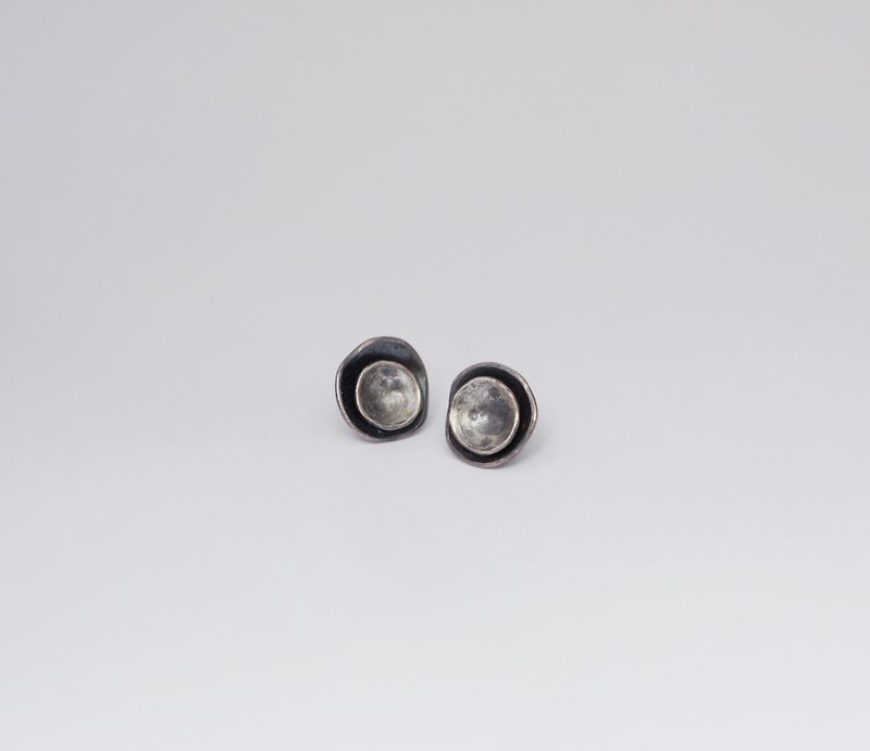 Minimalist double round sterling silver earrings - Earrings & Clip-ons - Other Metals Silver