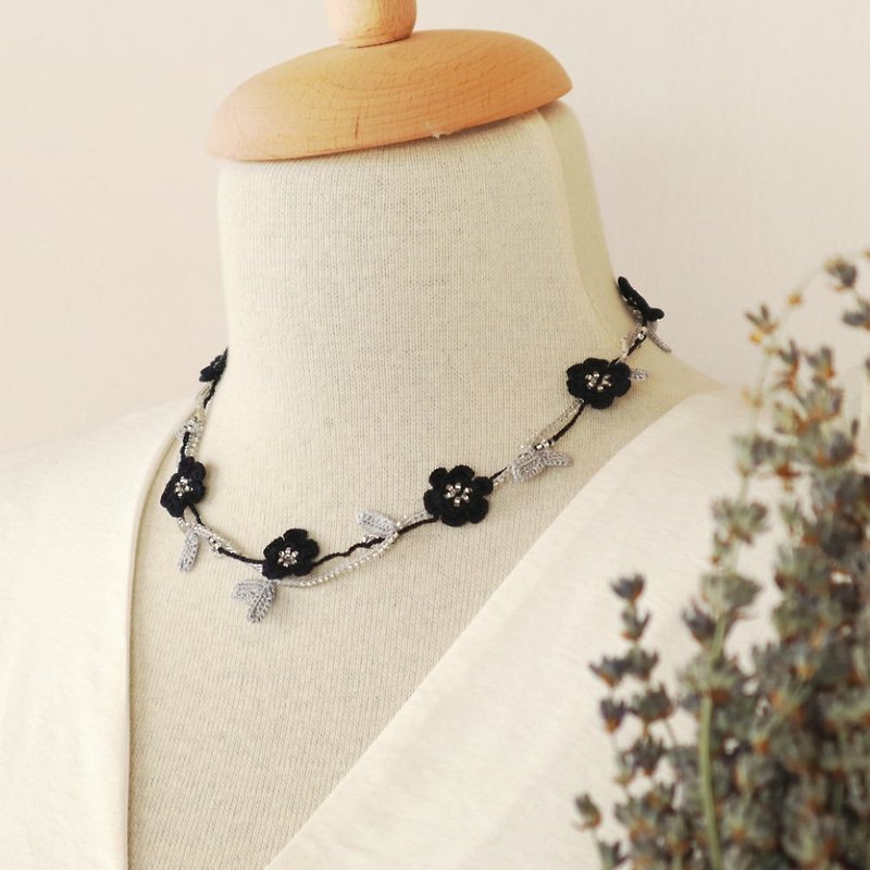 OYA crochet 45cm Necklace【MARY】Black & Silver - Necklaces - Cotton & Hemp Silver