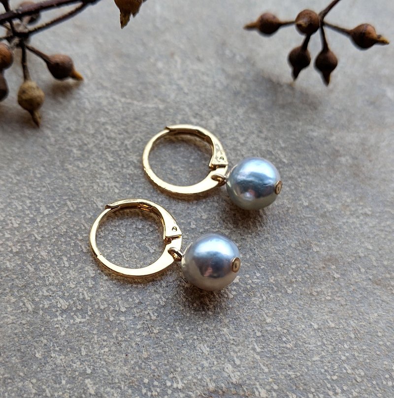 Light Gray Akoya Pearl Gold-filled Earrings - ต่างหู - ไข่มุก สีใส