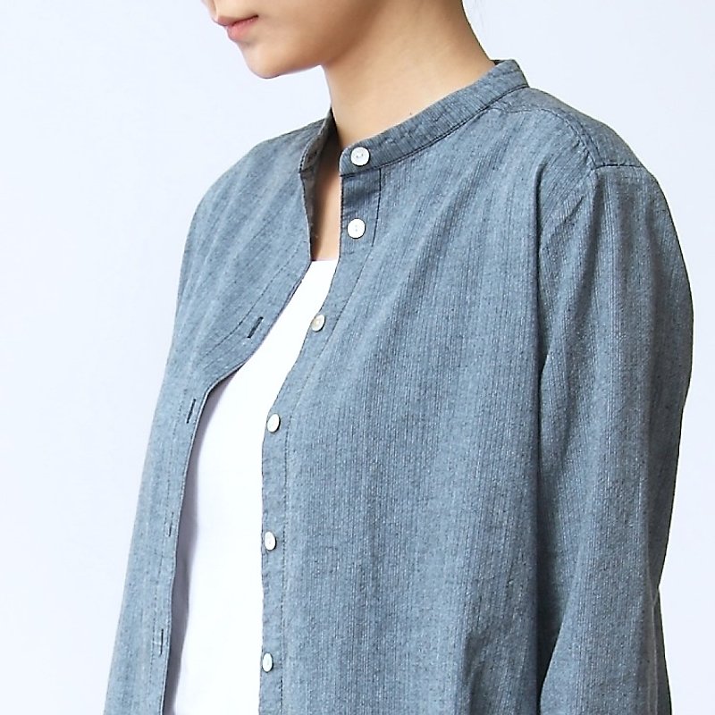 BUFU washed indigo oversize shirt SH160305 - เสื้อเชิ้ตผู้หญิง - ผ้าฝ้าย/ผ้าลินิน สีน้ำเงิน