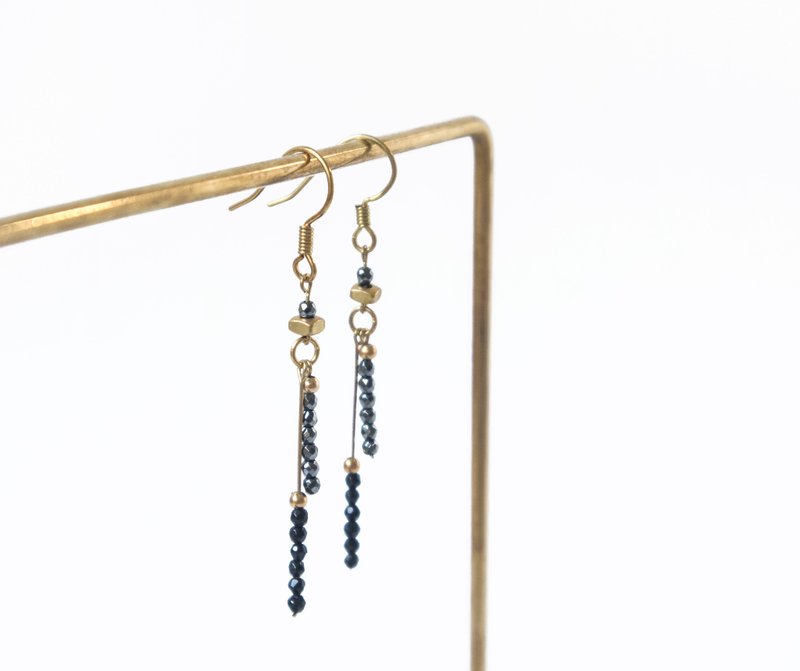 Find it / Dinner - iron gall Stone black onyx earrings Bronze - ต่างหู - เครื่องประดับพลอย สีดำ