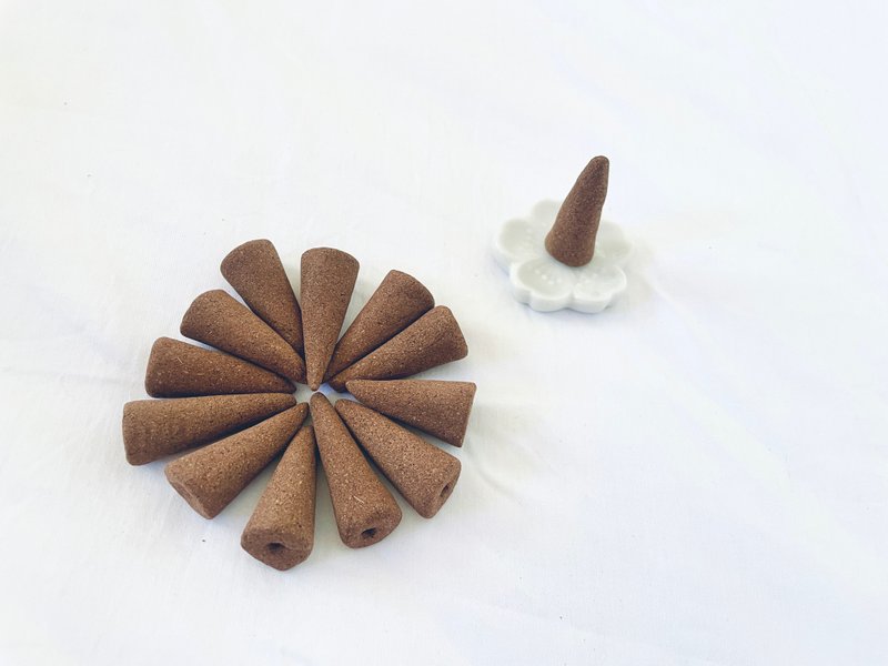 天然草本手作合香【塔香 安神潤息】療癒系 淨化 護持 冥想 - 香氛/精油/擴香 - 其他材質 