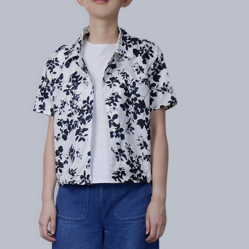 Black printed cardigan short shirt - เสื้อผู้หญิง - ผ้าฝ้าย/ผ้าลินิน หลากหลายสี