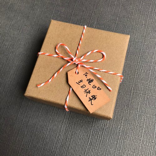 那個皮工作室 加購 禮物包裝服務 限用於 肉球吊飾 airpods皮套 真皮手環