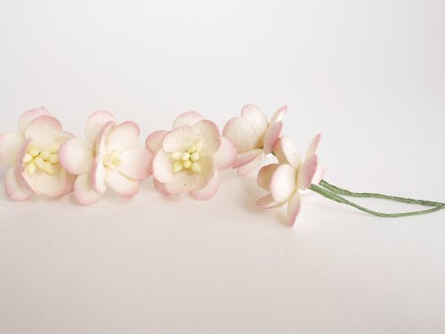makemefrompaper Paper flower, 50 pieces, size 2.5 cm. Cherry blossom, Sakura, berry brush color.
