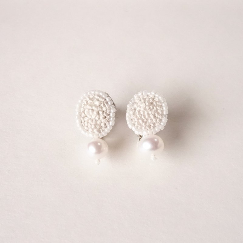 Condensation83 - Earrings & Clip-ons - Thread White