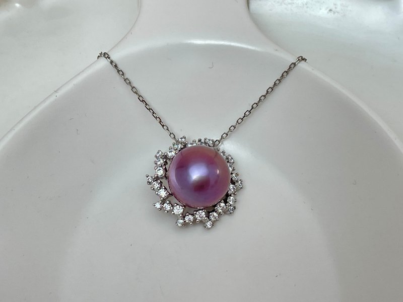 Lingxiao Flower Purple Pearl Pendant Natural Freshwater Pearl Inlaid with Zirconia Gift Stone - สร้อยคอ - ไข่มุก สีม่วง