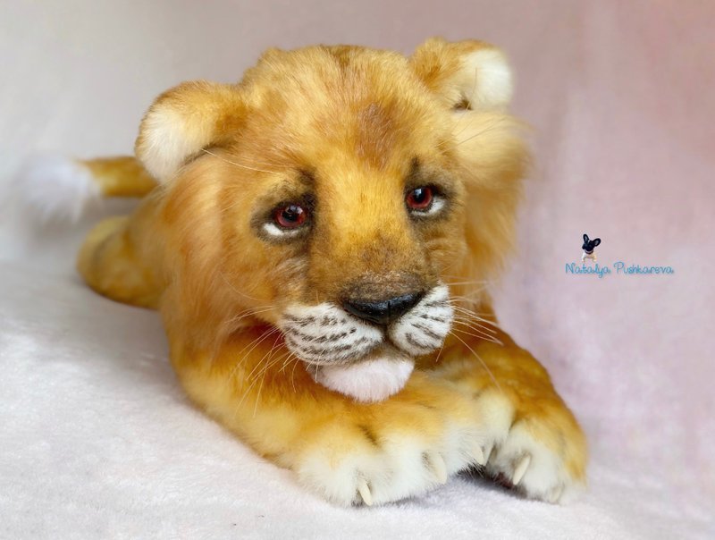 realistic toy lion, realistic beast - Stuffed Dolls & Figurines - Other Man-Made Fibers Brown