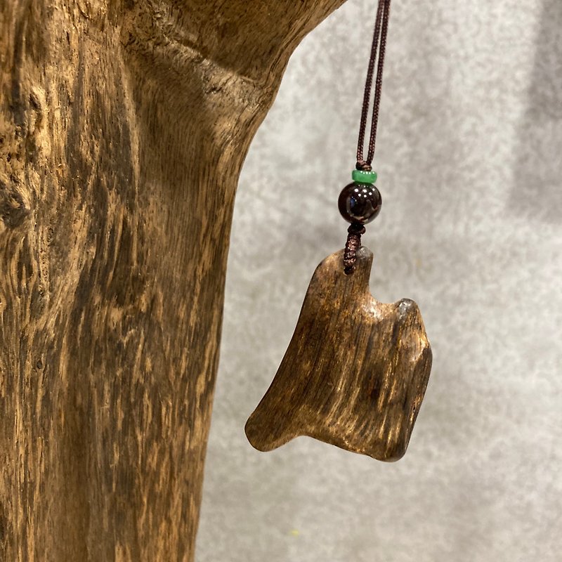 Agarwood Pendant Indonesian Kalimantan Agarwood Natural Can Be Customized - Necklaces - Wood 