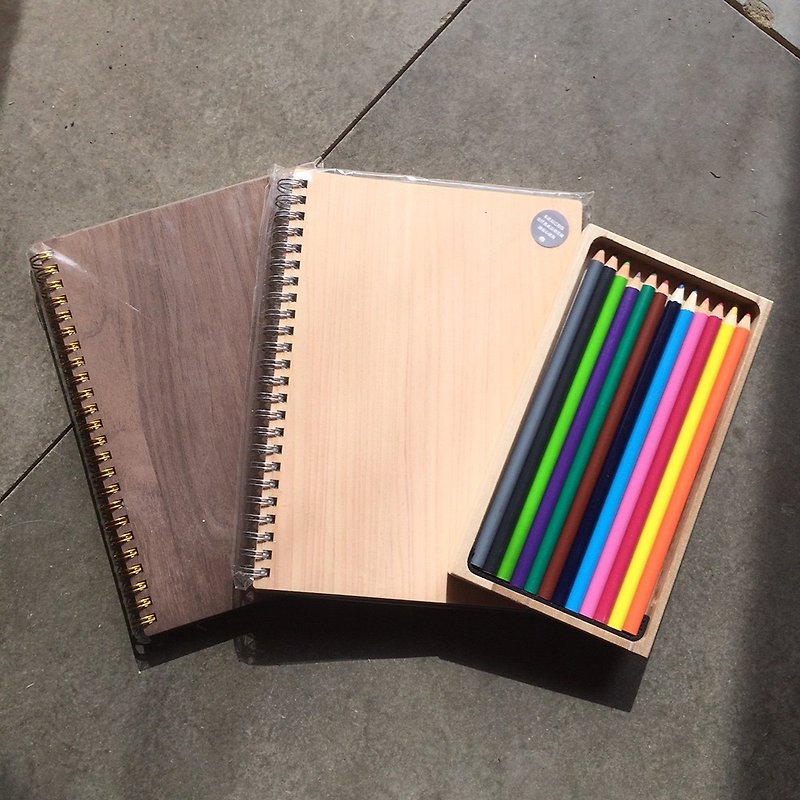 優惠 無垢線圈筆記本+色鉛筆(12色) - 筆記簿/手帳 - 木頭 