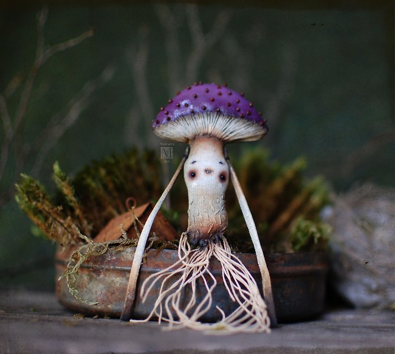 Textile brooch amanita, handmade creatures, cute brooch mushroom - Brooches - Other Materials 