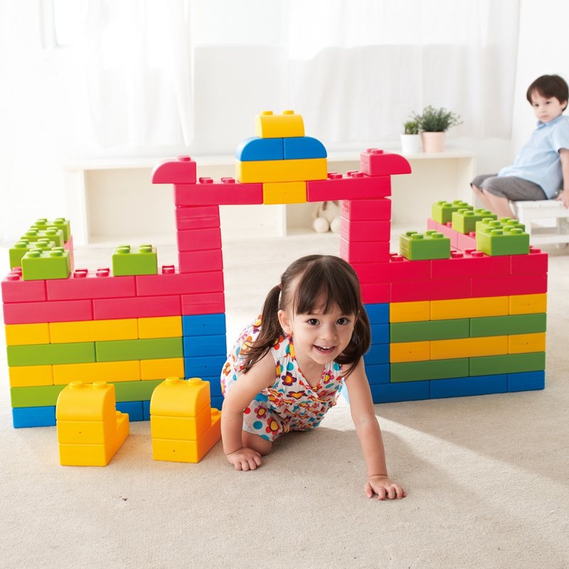 Weplay Q-blocks (64 pcs) - Kids' Toys - Plastic Multicolor