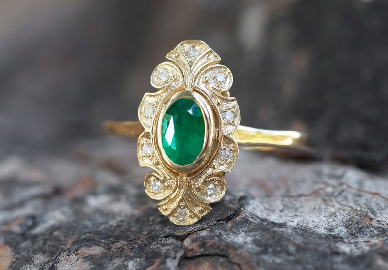 14k gold ring with emerald and diamonds - 戒指 - 貴金屬 金色
