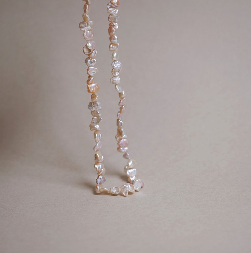 สร้อยข้อมือแม่เหล็กไข่มุกข้าวสาร 14KGF - สร้อยคอ - ไข่มุก สึชมพู