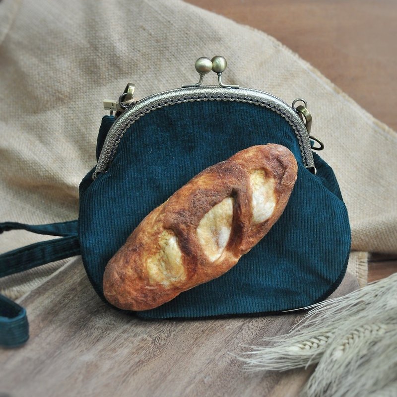[For Handmade Wool Felt] Baguette Bread Decoration Large Gold Pack - Green - Attached to the same color strap or metal back chain - Handbags & Totes - Cotton & Hemp Green