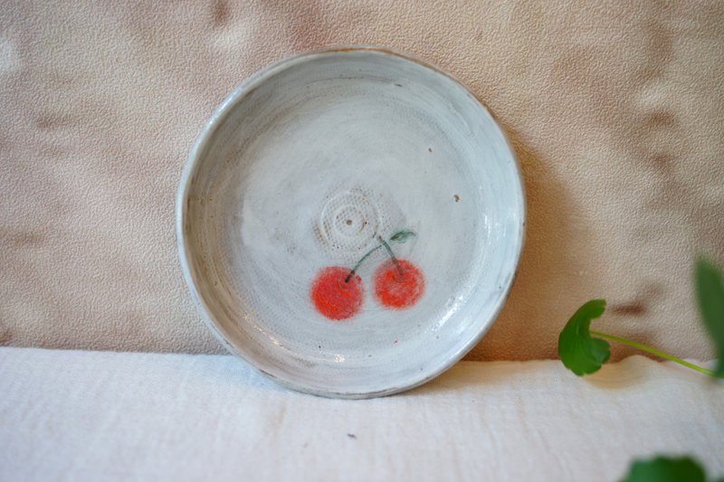 手捏櫻桃小皿 Ø11cm 點心盤 飾物盤 醬料碟 - 碟子/醬料碟/醬油碟 - 陶 藍色
