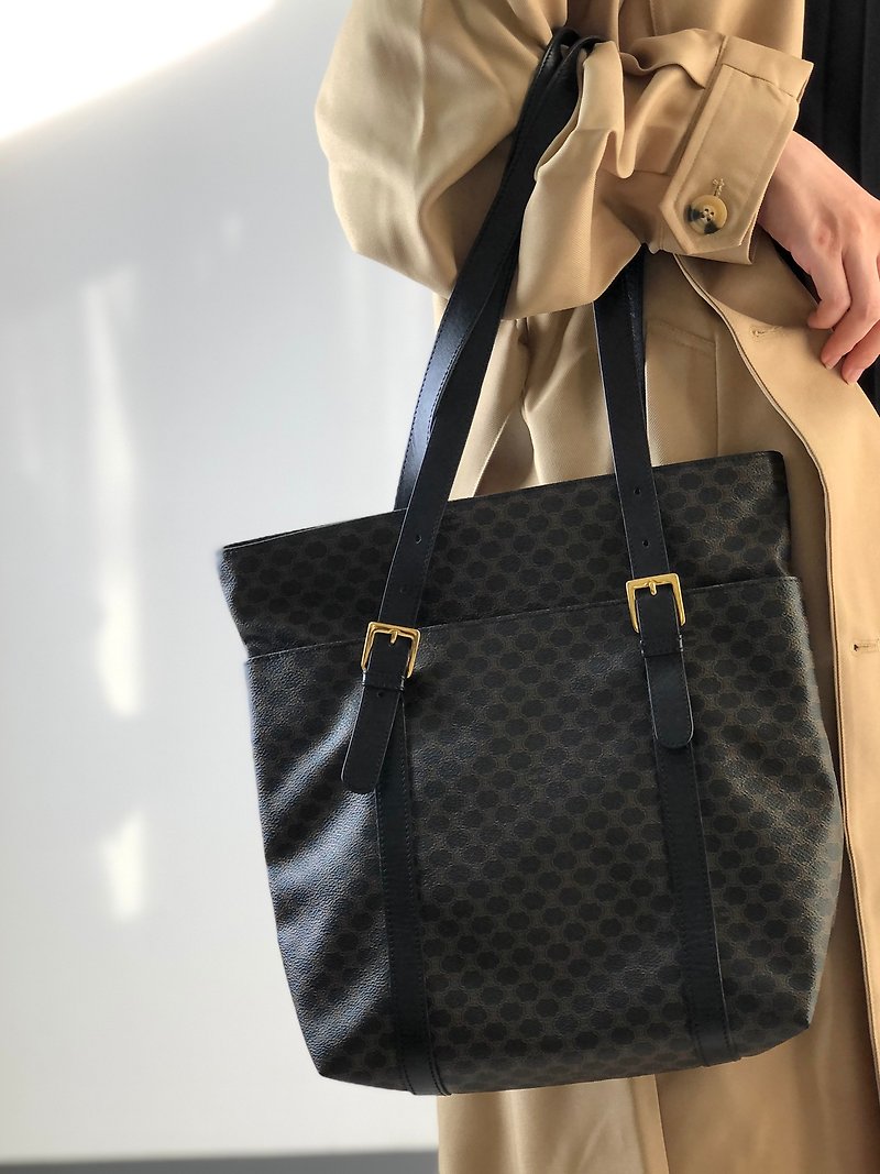 [Direct from Japan, branded used packaging] CELINE Tote bag, black, PVC, leather, vintage, old ys3btx - Handbags & Totes - Genuine Leather Black