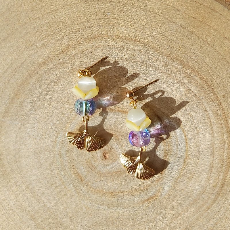 蛋白花花芯 黃銅銀杏吊飾 紫藍漸層 耳環耳針耳夾 鍍金 生日禮物 - 耳環/耳夾/耳骨夾 - 銅/黃銅 紫色