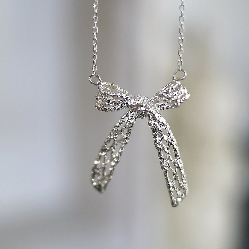 Heart knot lace sterling silver necklace, exquisite bow, high texture - สร้อยคอ - เงินแท้ สีเงิน