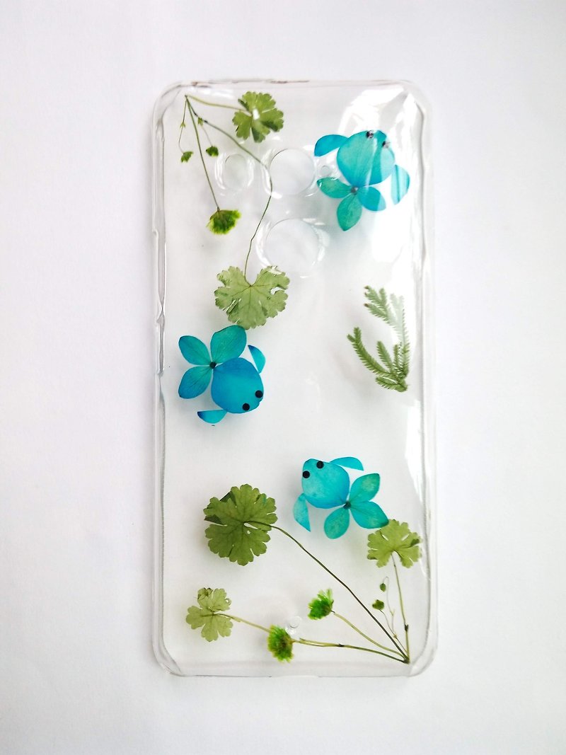 Handmade phone case, Pressed flowers phone case,  HTC U11 plus - Phone Cases - Plastic Blue